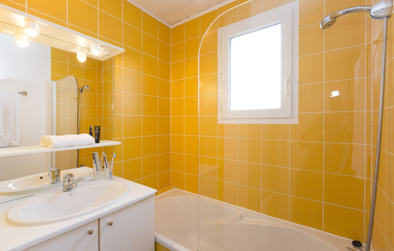 Bathroom, Résidence Les Hauts de Peyragudes, Hautes-Pyrénées