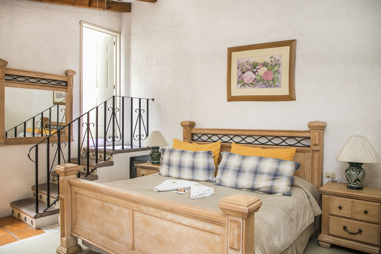 Bedroom 4, Hotel Tonancalli, Valle de Bravo