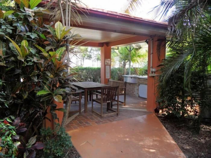 Others 4, Sylvan Beach Resort, Bribie Island