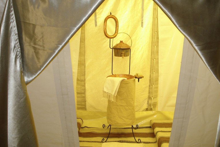 Bathroom, Camp Mars, Douz
