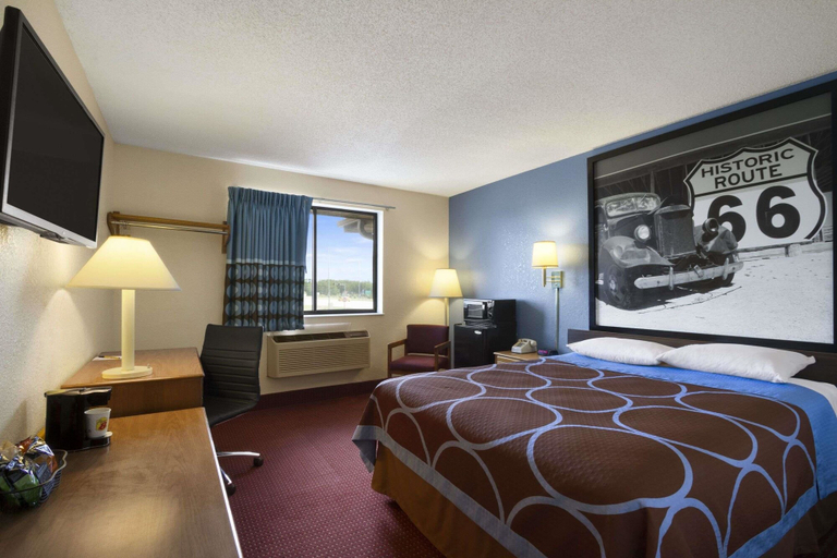 Bedroom 3, Super 8 by Wyndham Cuba, Crawford