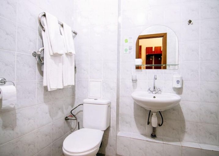 Bathroom 3, Vita Park Borysfen, Obolons'kyi