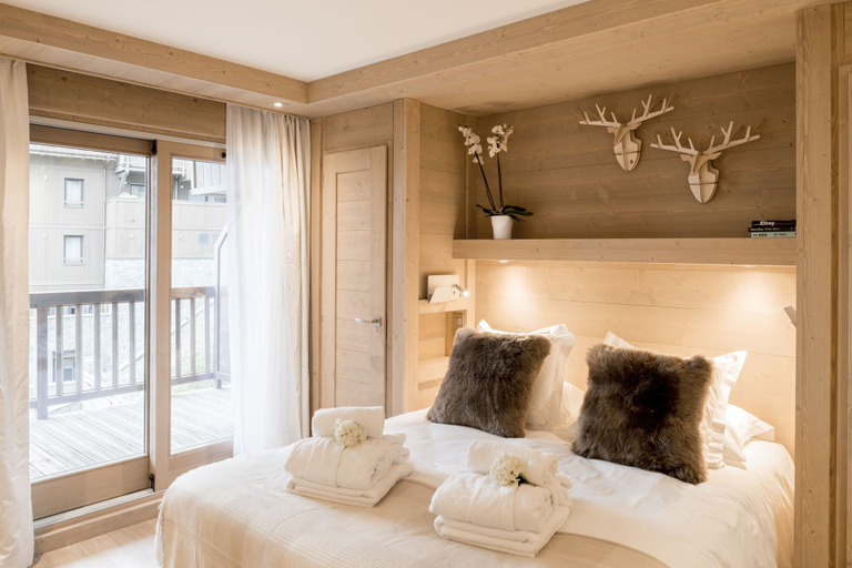 Bedroom 4, Mammoth Lodge Apartment T5 D07, Savoie