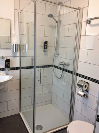 Bedroom 4, Hotel zum Schnackel, Wiesbaden
