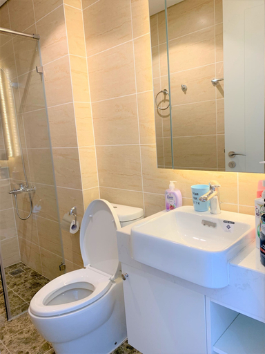 Bathroom 3, D'capitale Apartments, Cầu Giấy