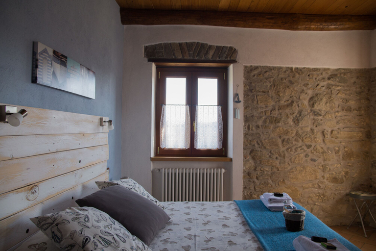 Bedroom 4, Agriturismo Angiò nel Ceré, La Spezia