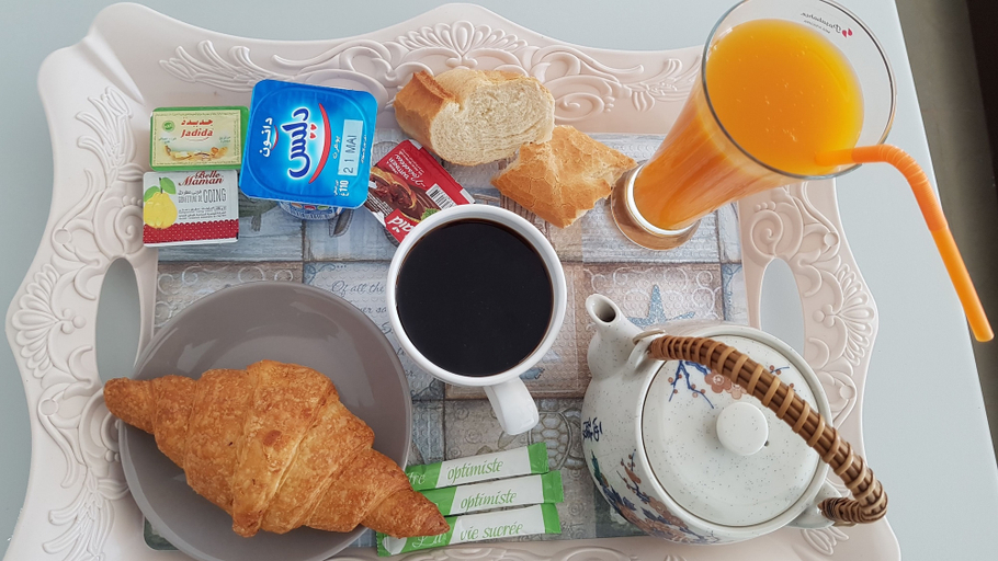 Food & Drinks, Dar Lebharr, Kelibia