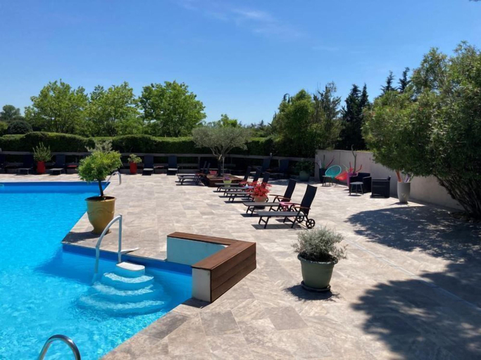 Sport & Beauty 5, Logis Hôtel les Aubuns Country Hôtel, Gard