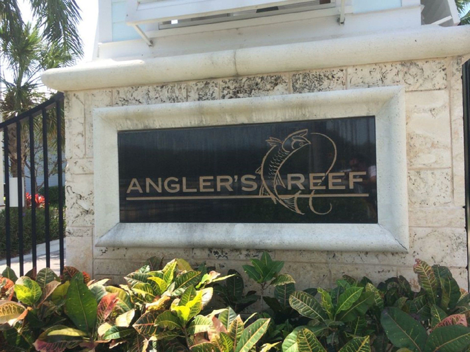 Exterior & Views 2, Anglers Reef Villa 1, Monroe