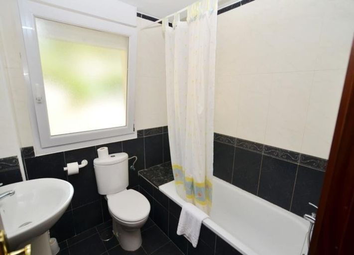 Bathroom, Apartment in Arnuero, Cantabria 102904 by MO Rentals, Cantabria