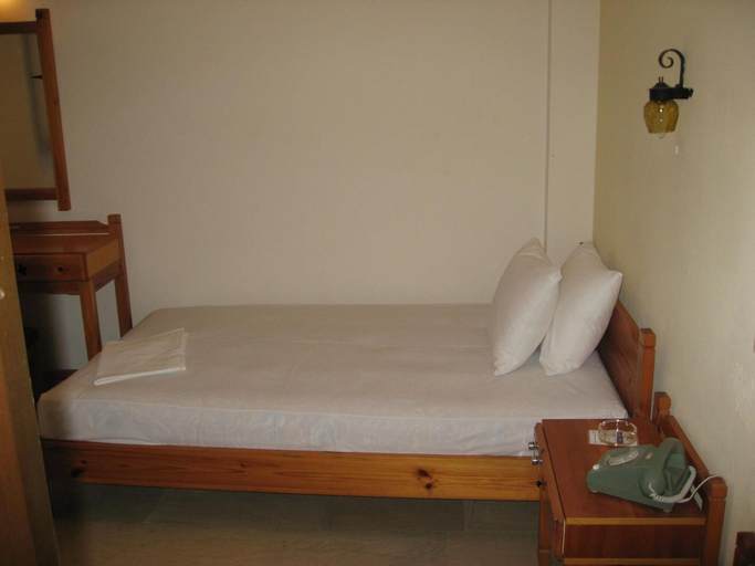 Bedroom 3, Hotel Maro, Thessaly