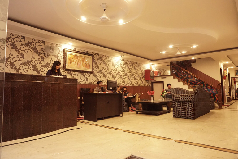 Others 5, Hotel Royal Holidays, West