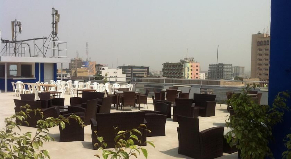 Food & Drinks 4, Hotel Beausejour Mirabel, Wouri