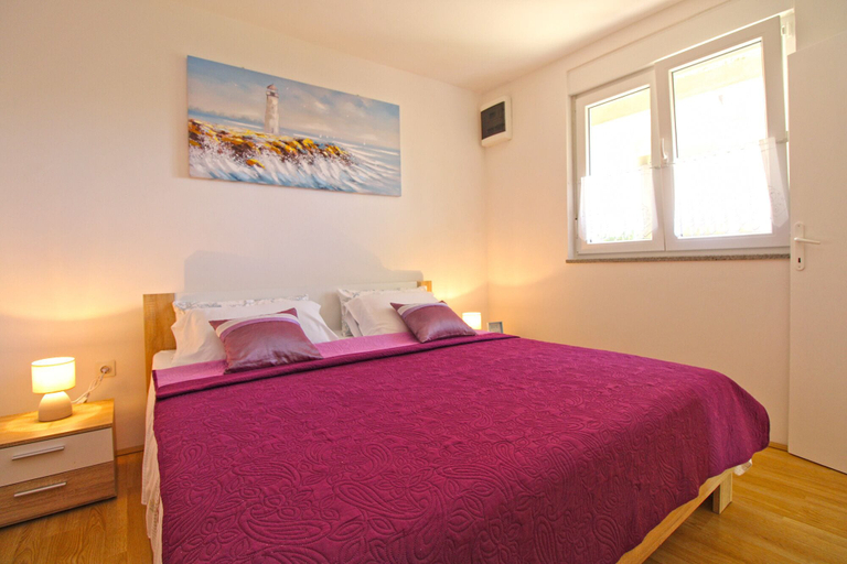 Bedroom 2, House 1402, Pula