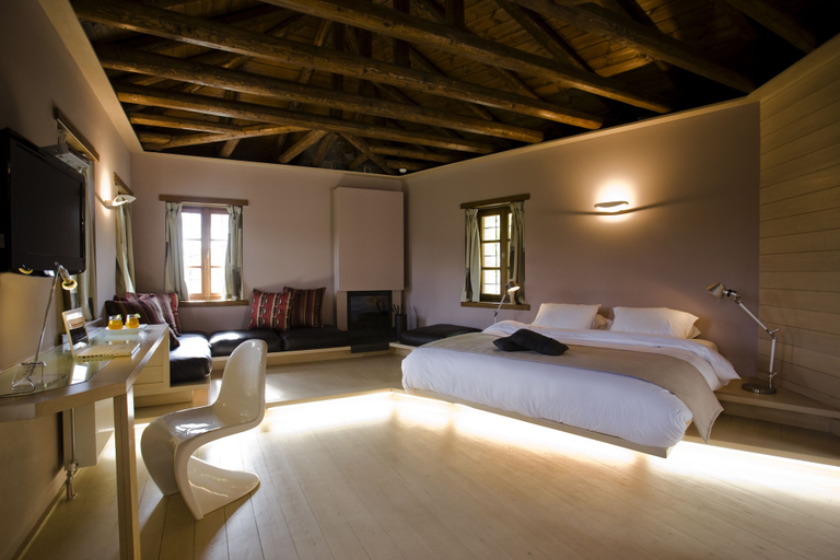 Bedroom 3, Kipi Suites, Epirus