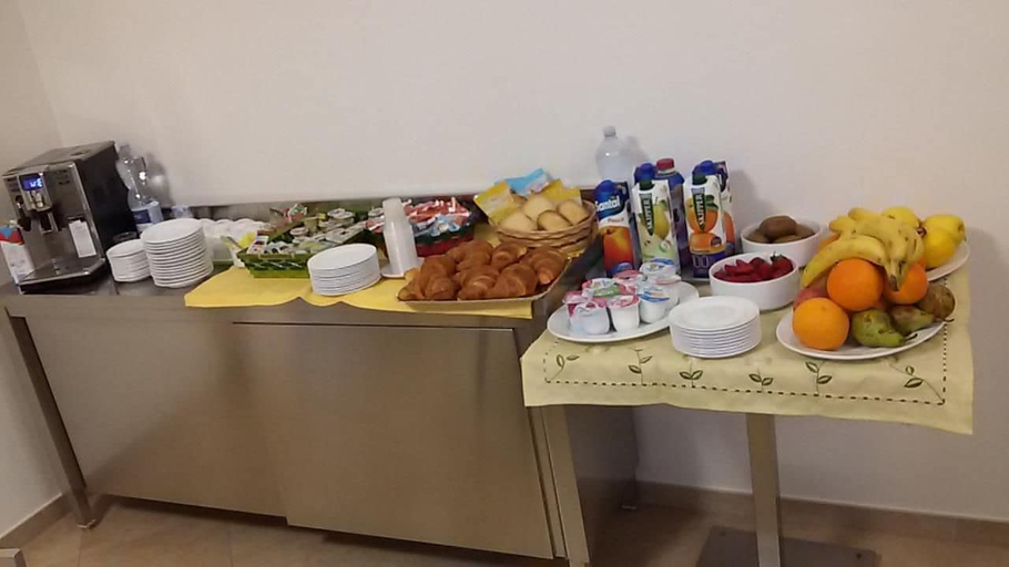 Food & Drinks 5, B&B Monte Castello, Brindisi