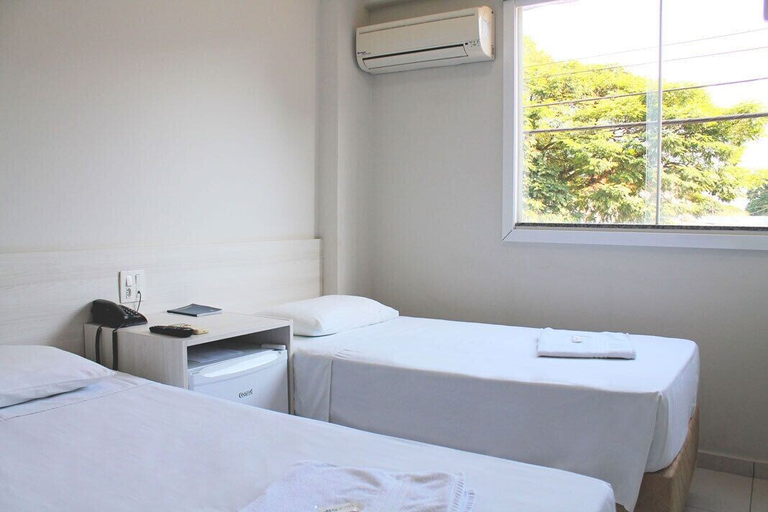 Bedroom 3, MFG Hotel, Cianorte