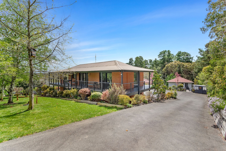 Exterior & Views, Hepburn Springs Accommodation, Hepburn - East