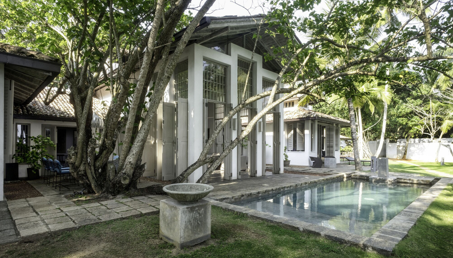 Outdoor pool 4, SATIN DOLL, Habaraduwa