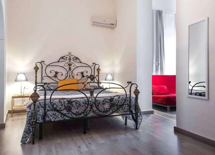 Bedroom 2, B&B Civico 13, Napoli