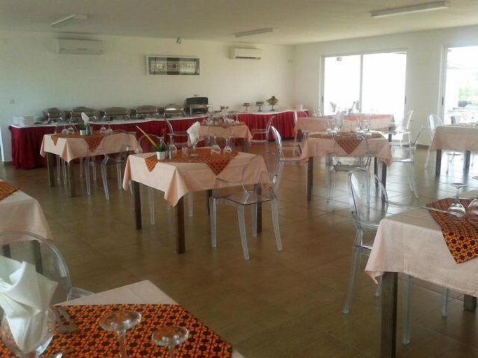 Food & Drinks, Cuvango Lodge, Cuangar