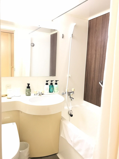 Bathroom 4, Numazu Riverside Hotel, Numazu