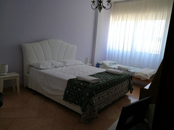 Bedroom 2, B&B Domus Lupiae, Lecce