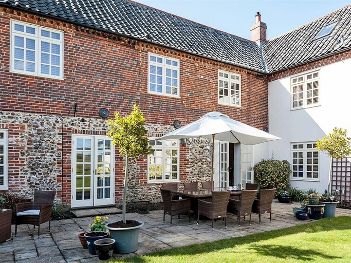 Exterior & Views 2, Meadow View Guest House, Norfolk