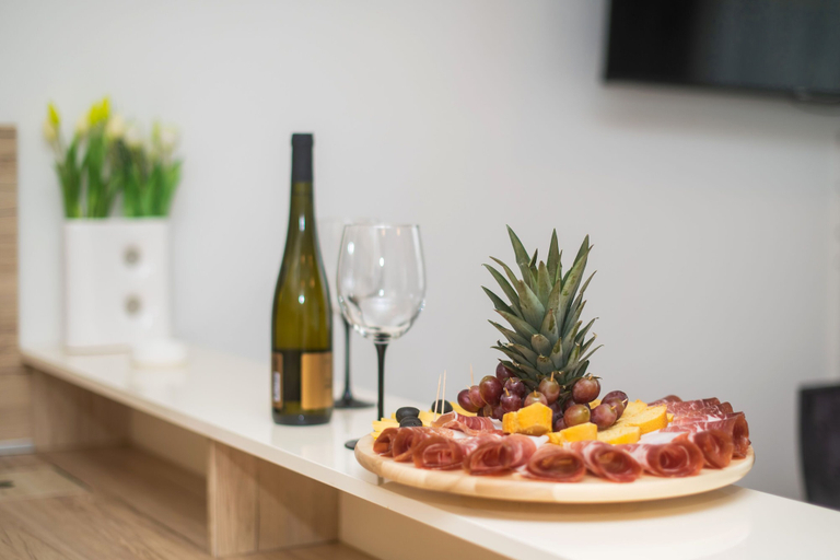 Food & Drinks, Apartment Only Love, Šibenik