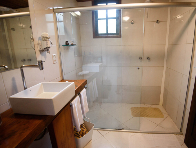 Bathroom 4, Pousada Bambu Dourado, Maraú