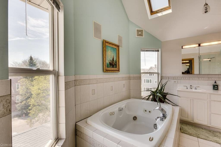 Bathroom 3, The Irving Masterpiece near Wrigley Field, Cook