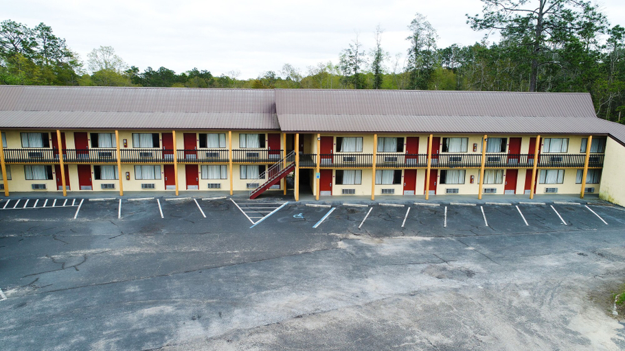 Exterior & Views 2, Rodeway Inn Bonifay, Holmes