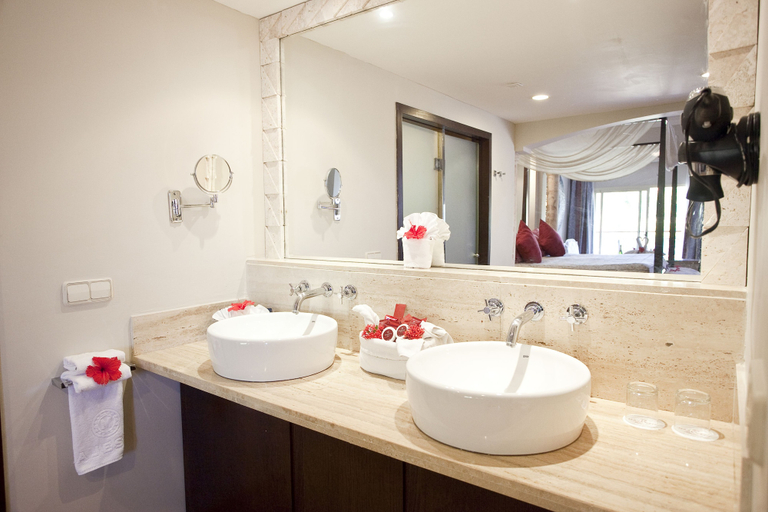 Bathroom 4, Majestic Elegance Punta Cana - All Inclusive, Salvaleon de Higuey