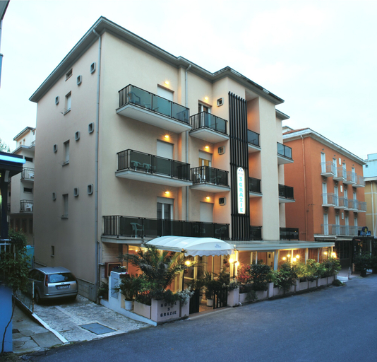 Exterior & Views 2, Hotel Tre Grazie, Rimini