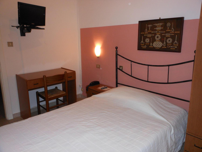 Bedroom 2, Hotel Fiammetta, Livorno