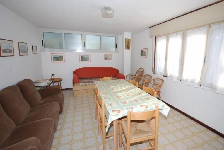 Others 5, Villa Tiziana, Udine