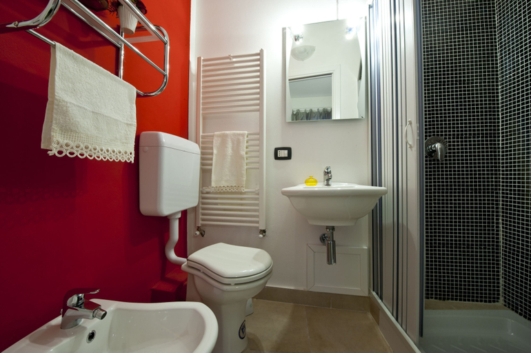 Bathroom 5, Gran Maestro B&B, Palermo