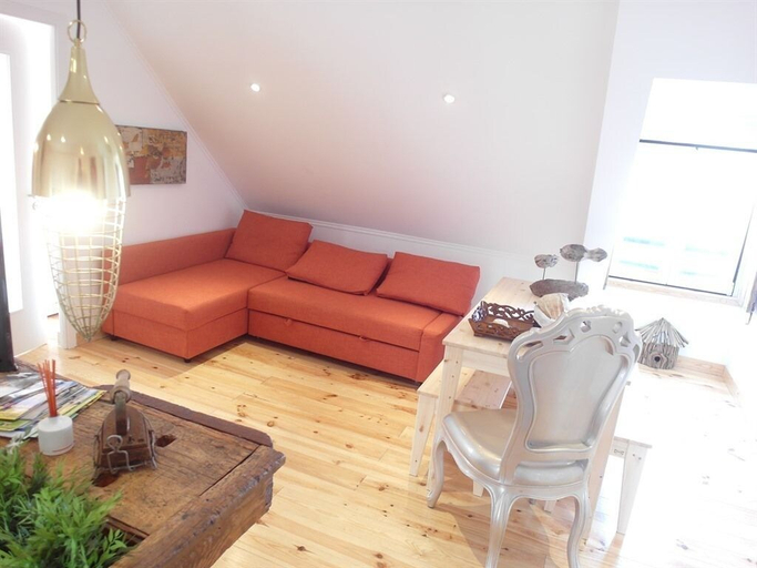 Others 5, Alfamasweethome 1, Lisbon