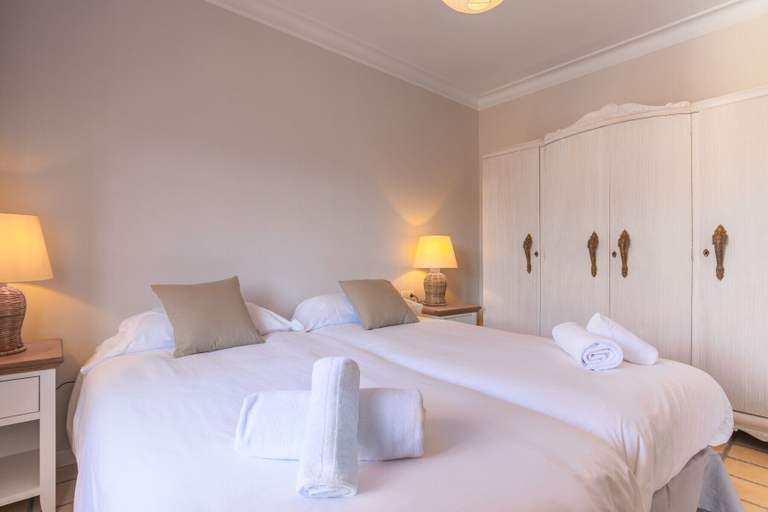 Bedroom 2, White Suite Barcelona, Barcelona