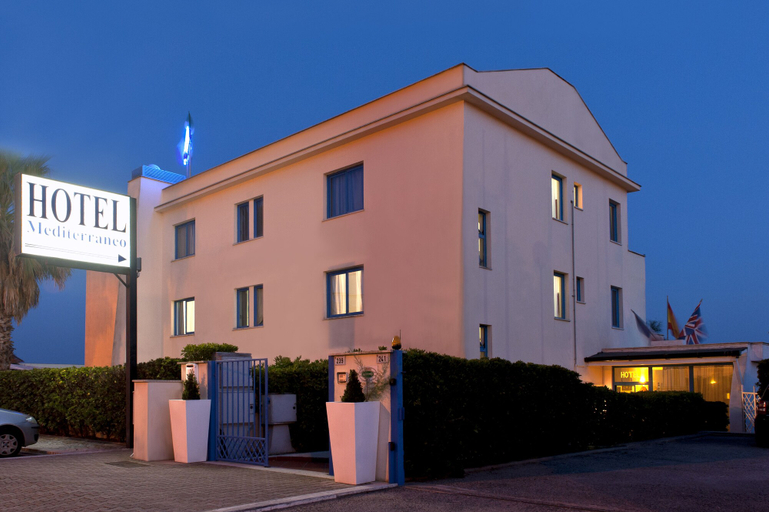Exterior & Views 2, Hotel Mediterraneo, Latina