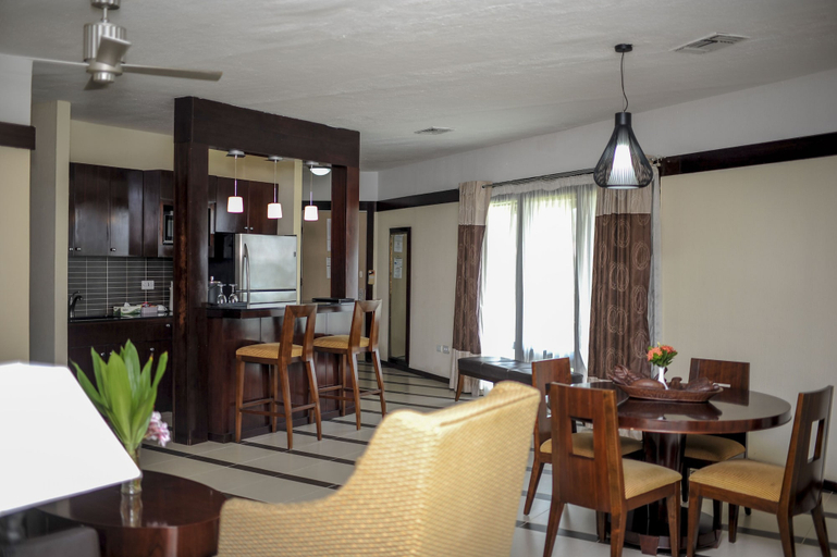 Food & Drinks 5, Rlj Kendeja Resort and Villas, Greater Monrovia