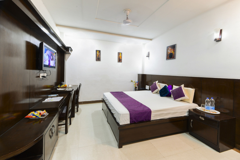 Bedroom 3, Hotel East Gate, Agra