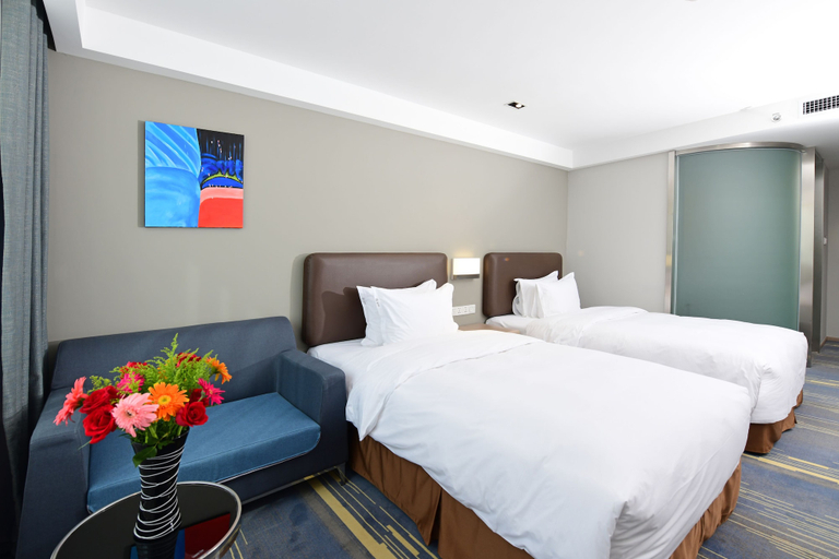 Bedroom 2, Holiday Inn Express CHANGCHUN HIGH-TECH ZONE by IHG, Changchun