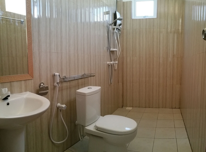 Bathroom, Sevinex Inn, North Ari Atoll