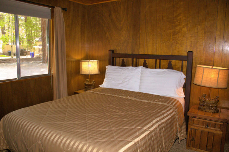 Bedroom 2, Goldmine Lodge, San Bernardino