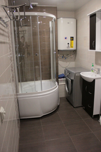 Bathroom 4, Apartment on Kamyshovaya 41, apt 18, Sochi gorsovet