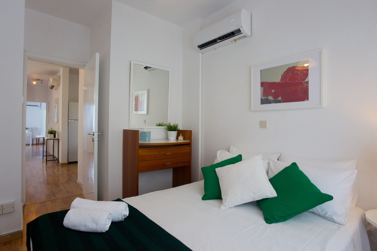 Bedroom 3, Seaside Luxury Beach Apartment