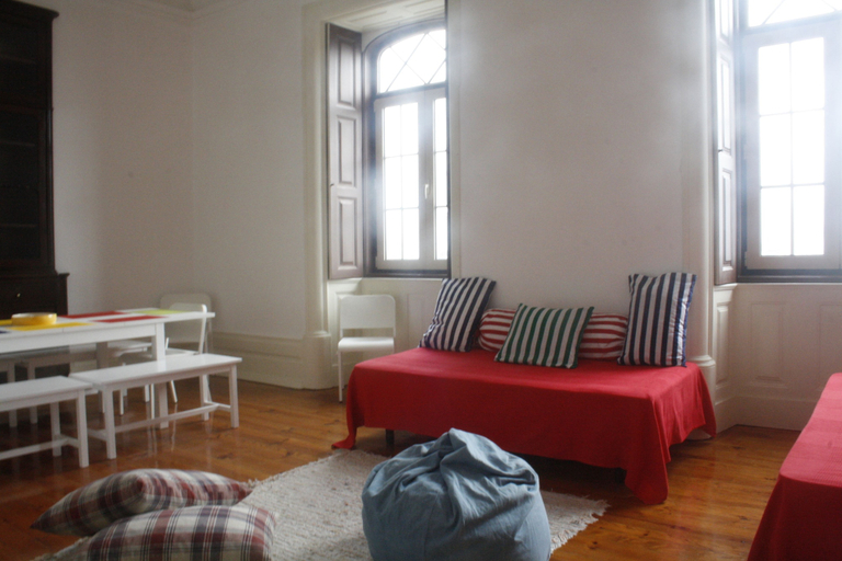 Others 5, Hostel 402, Figueira da Foz