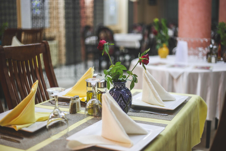 Food & Drinks 4, Hotel Bab Mansour, Meknès