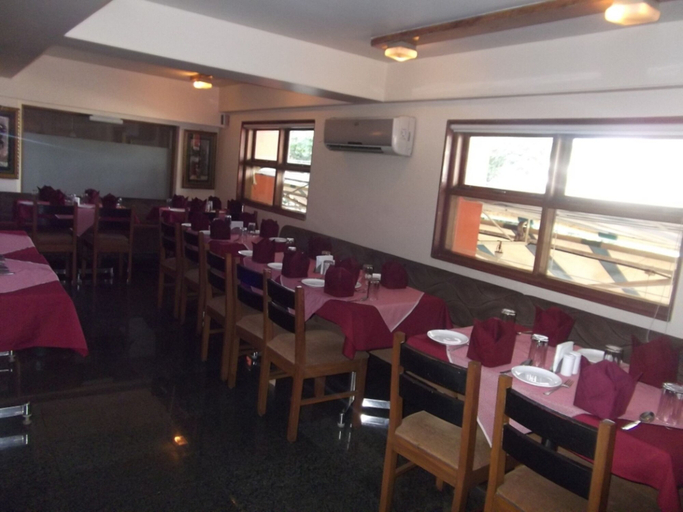 Food & Drinks 5, Hotel Ravikant, Pune